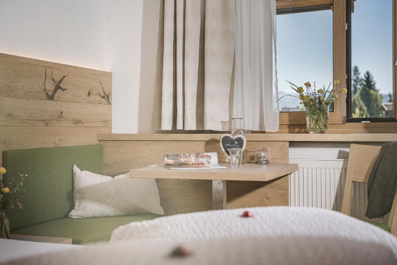 Cafe Pension Koller Brixen im Thale Buitenkant foto
