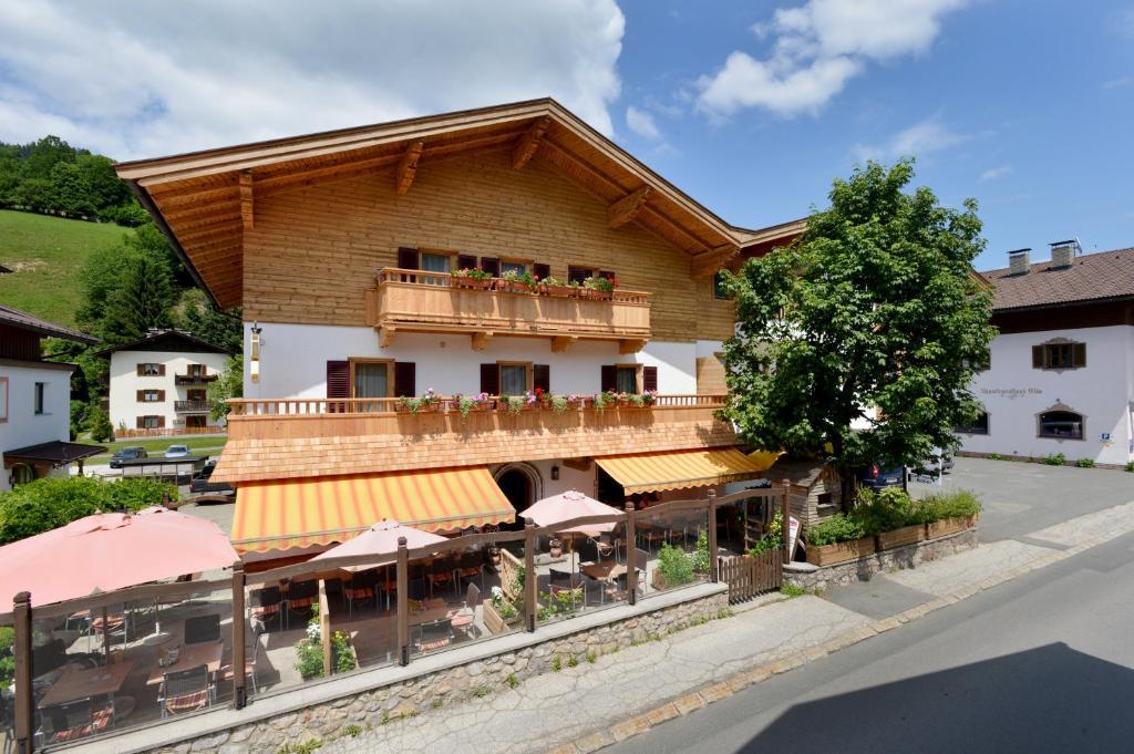 Cafe Pension Koller Brixen im Thale Buitenkant foto